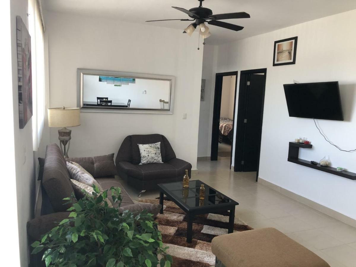 Star Castell Apartment Плая дел Кармен Екстериор снимка