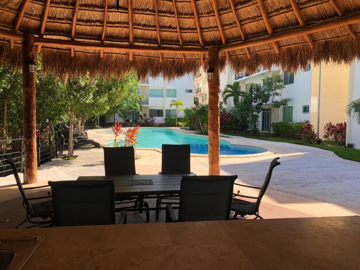 Star Castell Apartment Плая дел Кармен Екстериор снимка